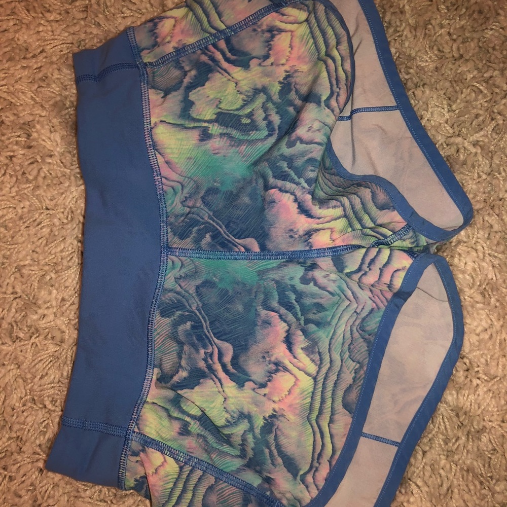 Ivivva Speedy Short Size 14